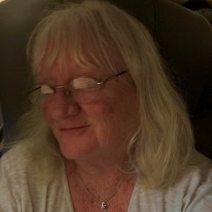 Meet your Posher, Pam